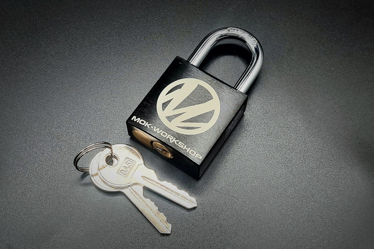 Hangschloss Schwarz - Basi VHS 619