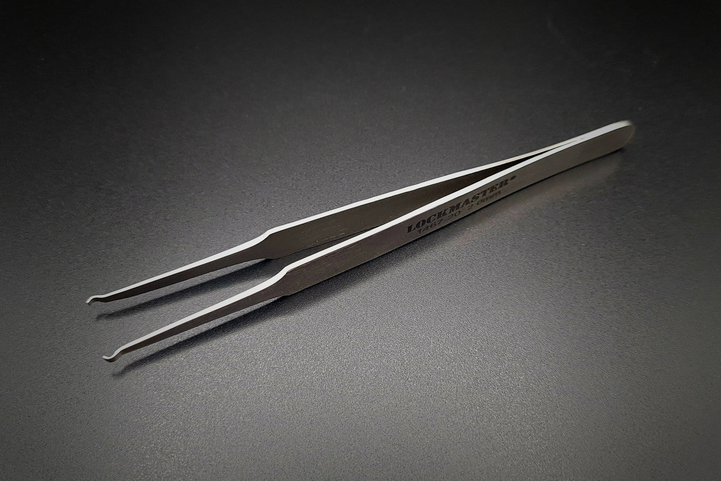 Pinning tweezers 2mm