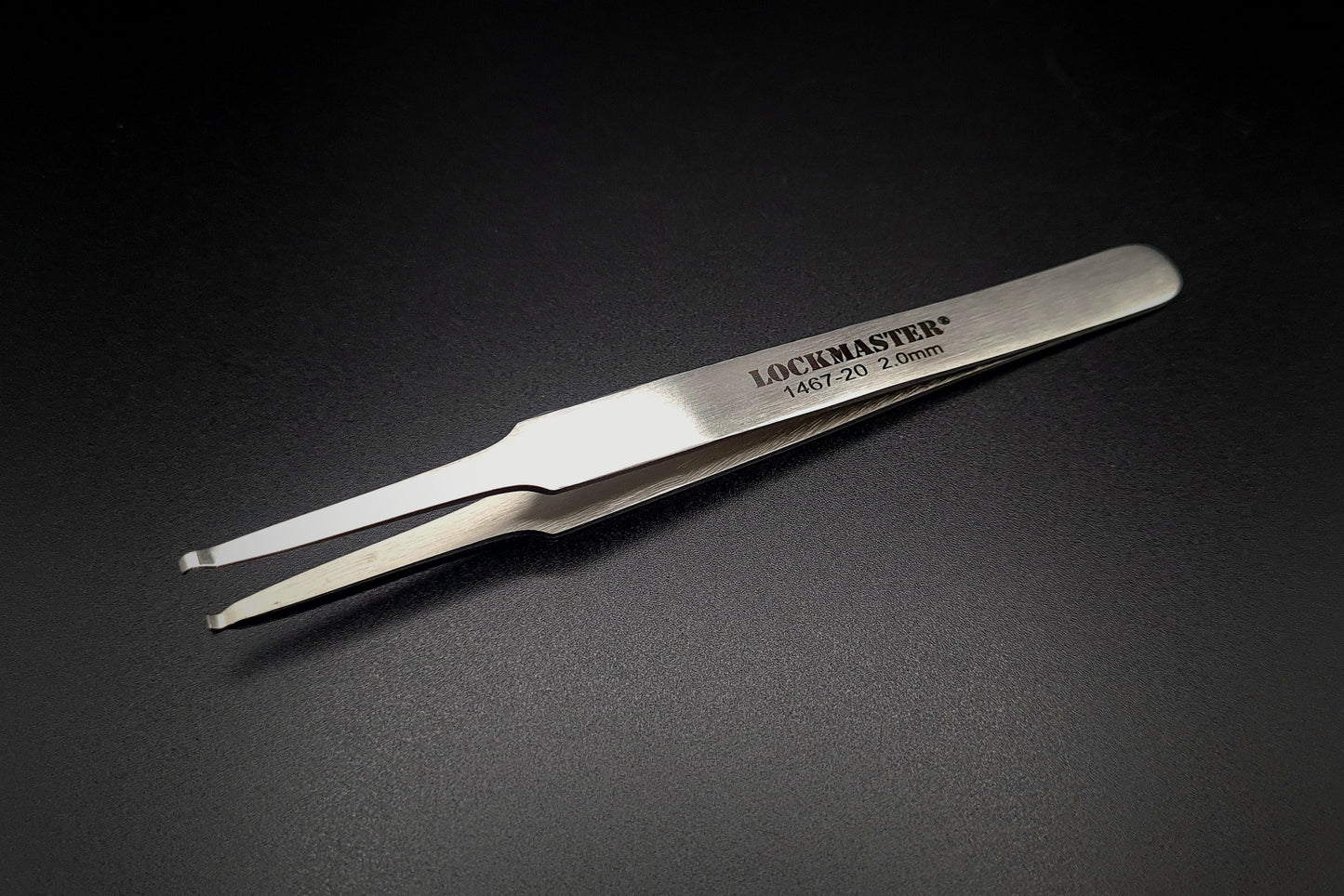 Pinning tweezers 2mm